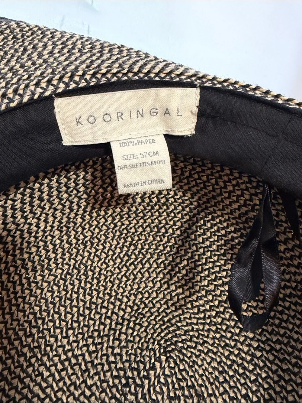 KOORINGALS Navy Blue & Tan Wide Brim Hat with Flower One Size Fits Most